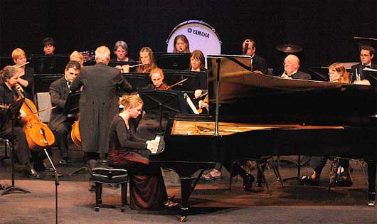 CMO with pianist Janice Fehlauer playing the Tchaikovsky Piano Concerto on May 23, 2009 Finale Concert
